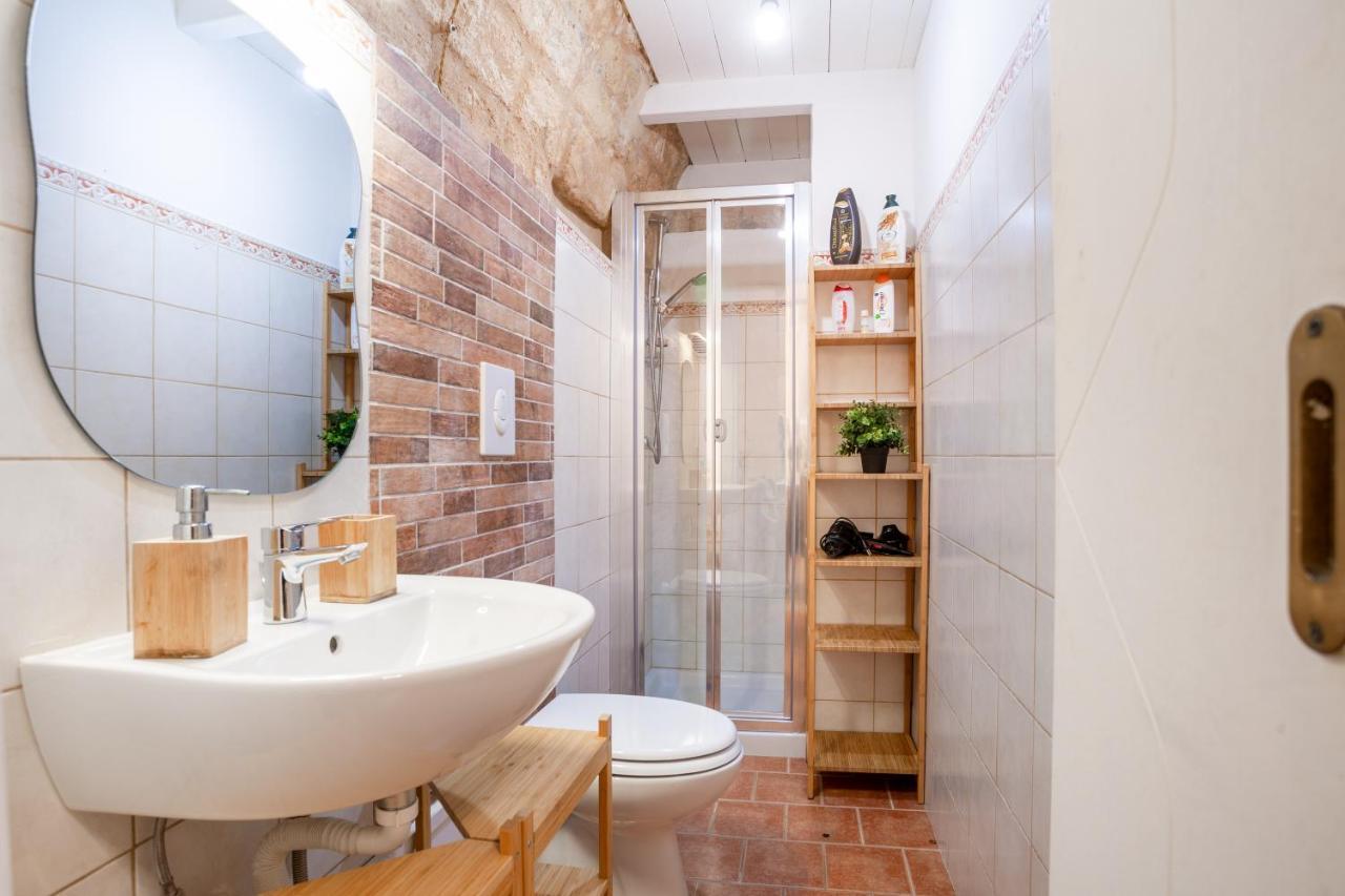 바리 La Casuccia Cosy Flat In Old Center 아파트 외부 사진